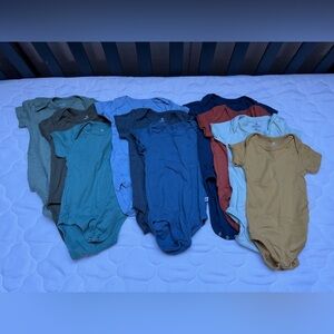 The Honest Company Short Sleeve Kids Bodysuits (Set of 10)